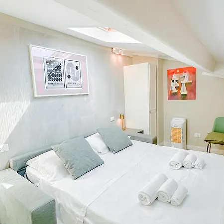 Alighieri Boutique Apartment Florence